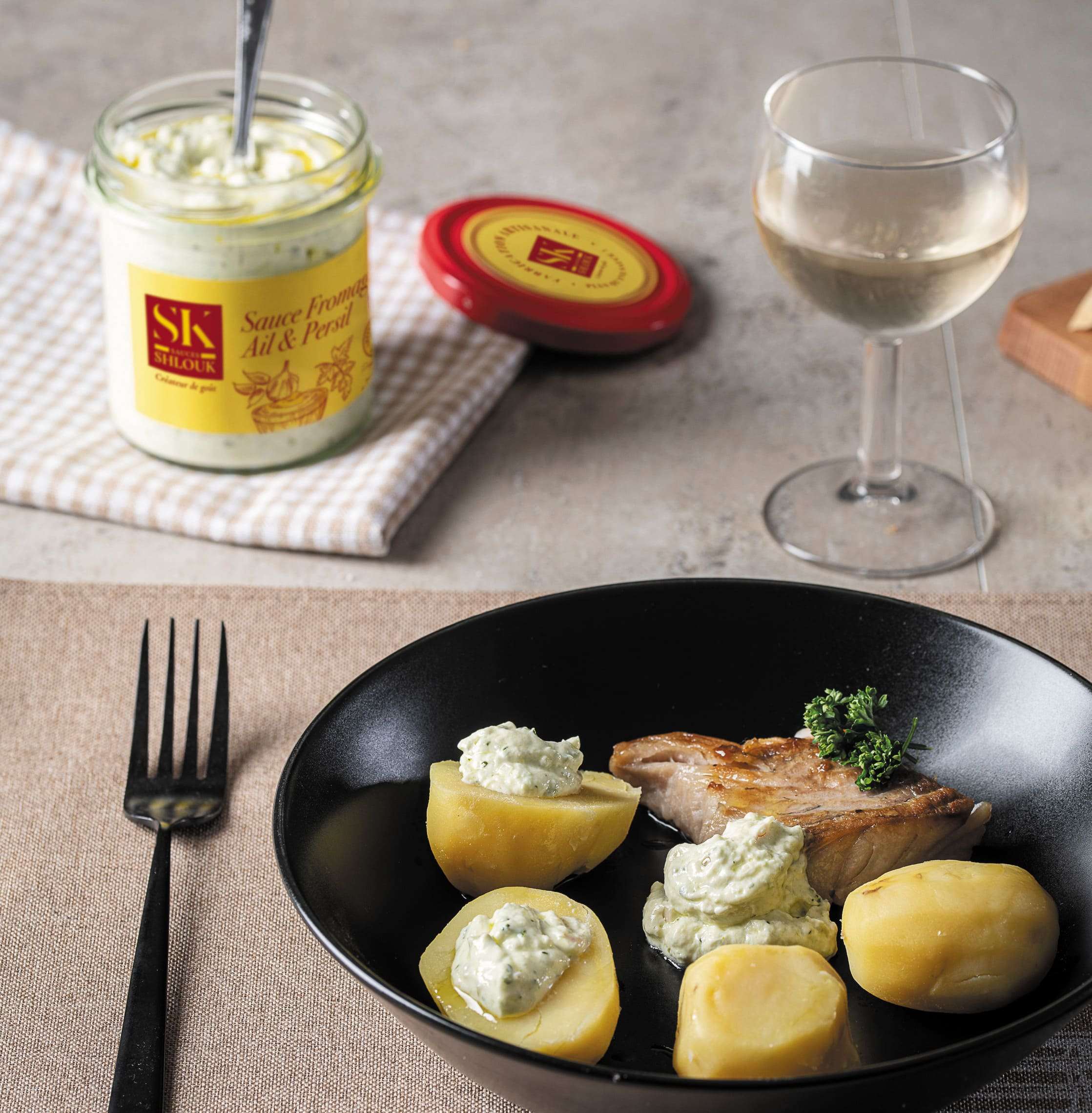shlouk-le-caract-re-sauce-fromage-ail-persil image 1